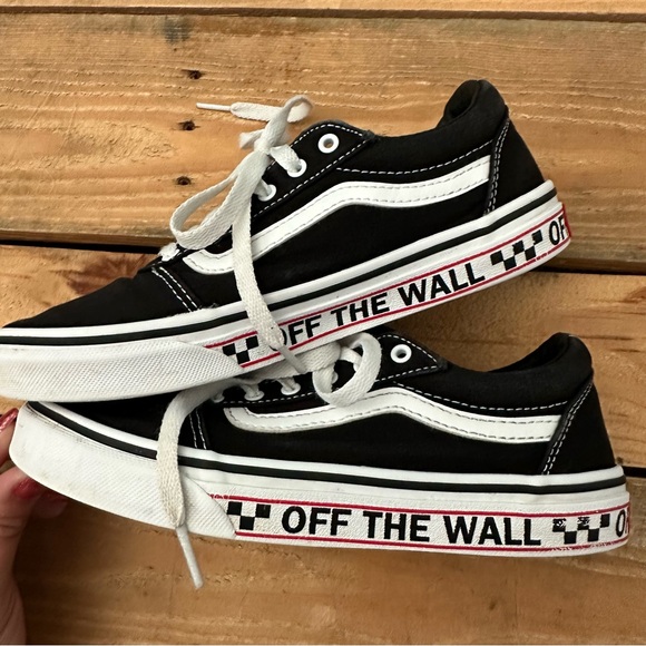 Off the Wall Vans size 4 - Picture 4 of 6
